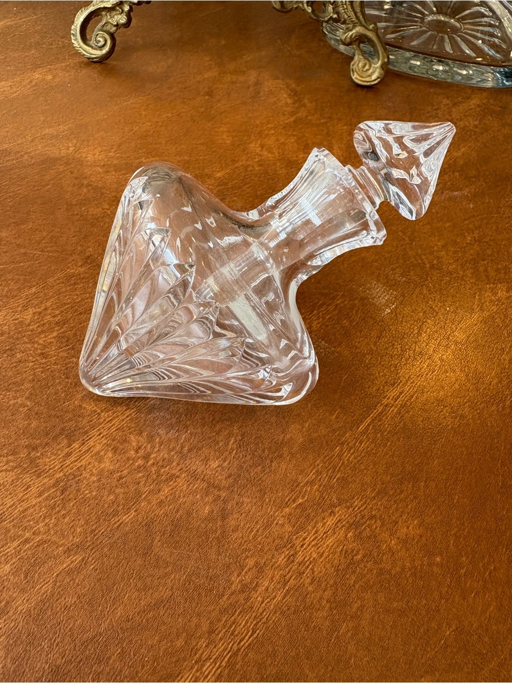 Cut Crystal Decanter with Geometric Stopper perfume holder